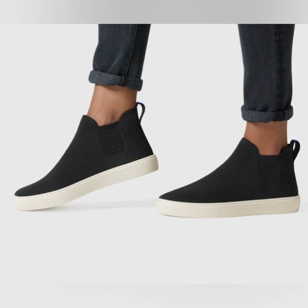 Rothy's The Chelsea Black Hi Top Sneaker Sporty Pull On Shoes Women’s US 9.5